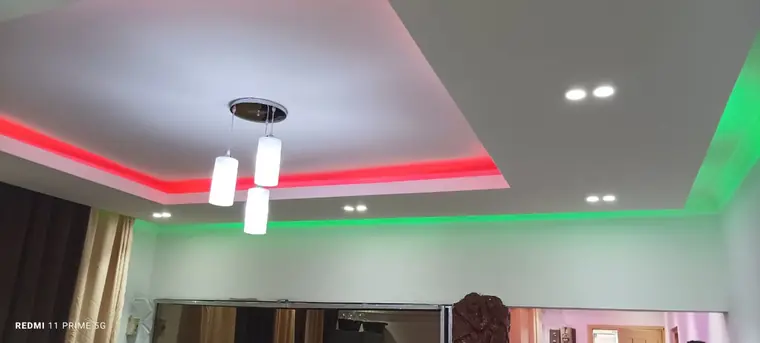 Tecto falso com LED RGB